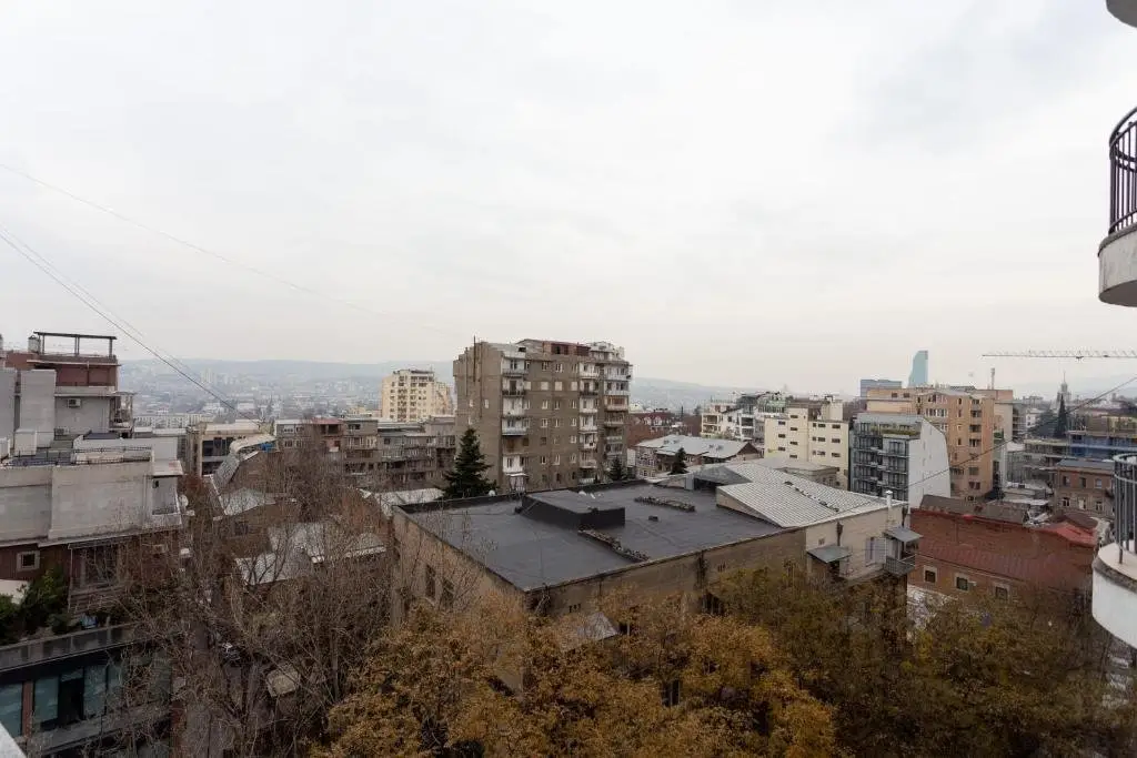 Тбилиси: Modern 1Br Apartment In The Center