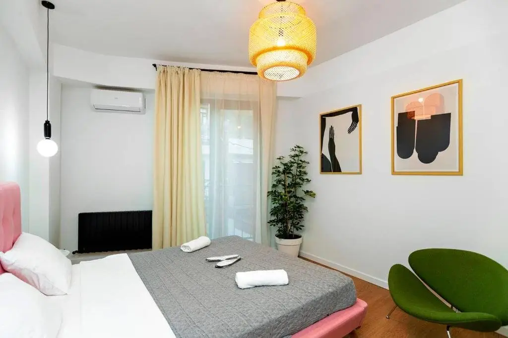 Тбилиси: Stylish 2BR apt w huge terrace in Old Tbilisi