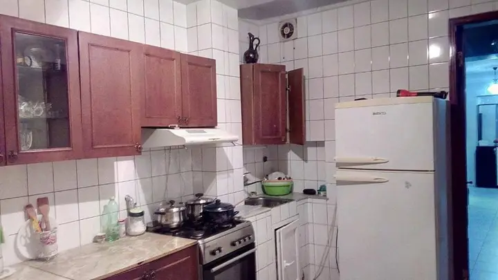 Батуми: Pirosmani 8 Apartment