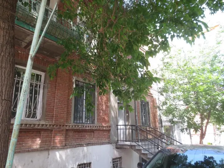 Тбилиси: Tabidze House