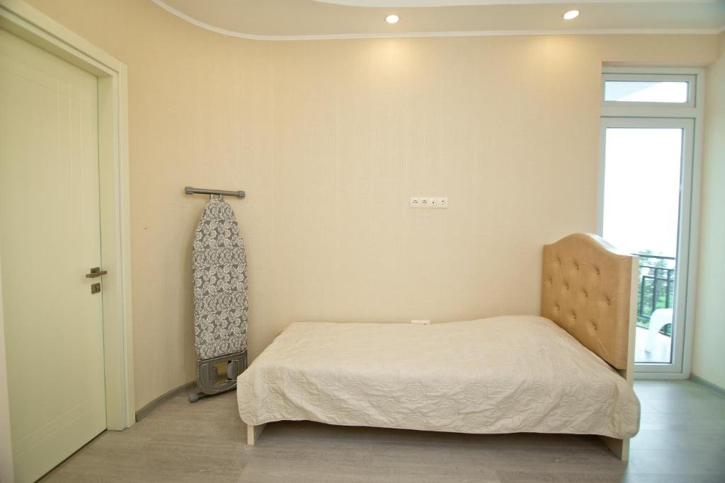 Батуми: Mishka's Stylish Apartment 63