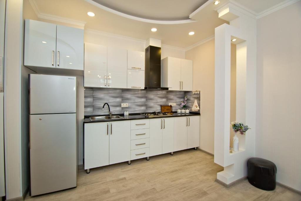 Батуми: Mishka's Stylish Apartment 63