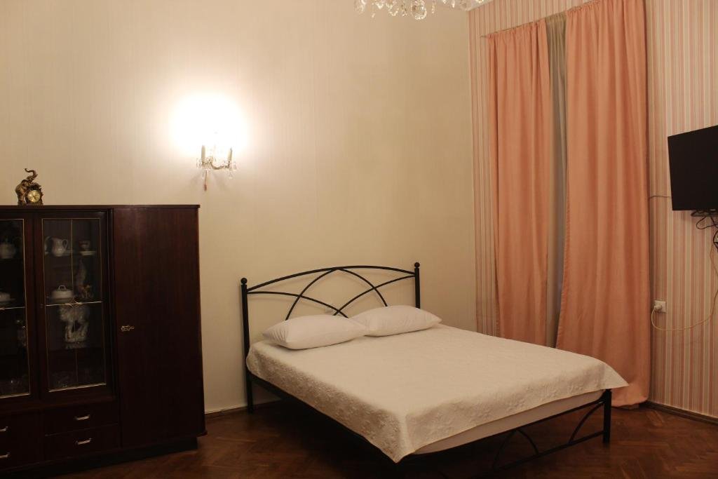 Тбилиси: Nino's Apartment At Vera