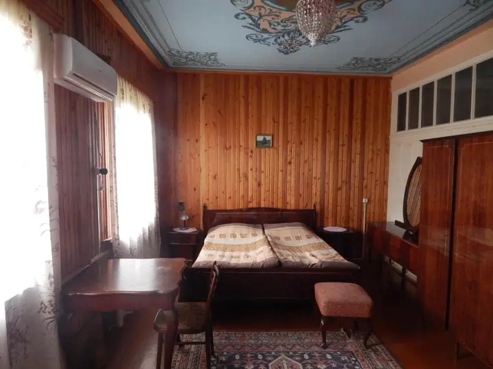 Тбилиси: Savanna House Jvari