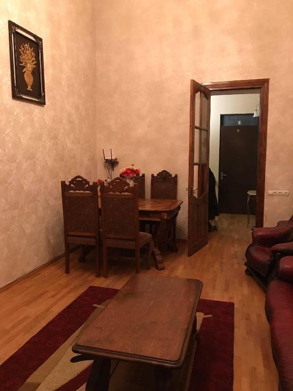 Тбилиси: Sunny House