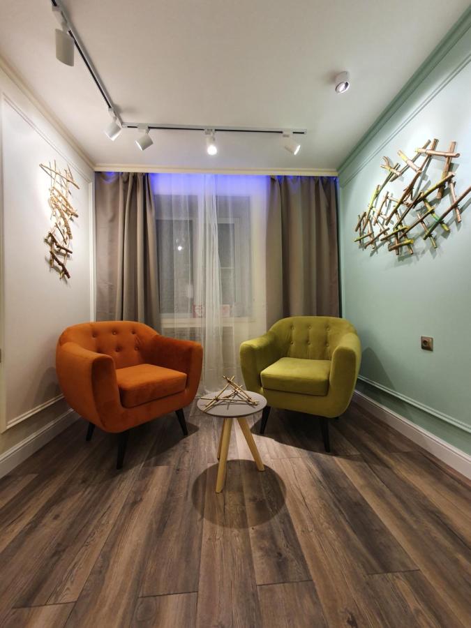 Рыбинск: Krestovaya 124 Design Apartments