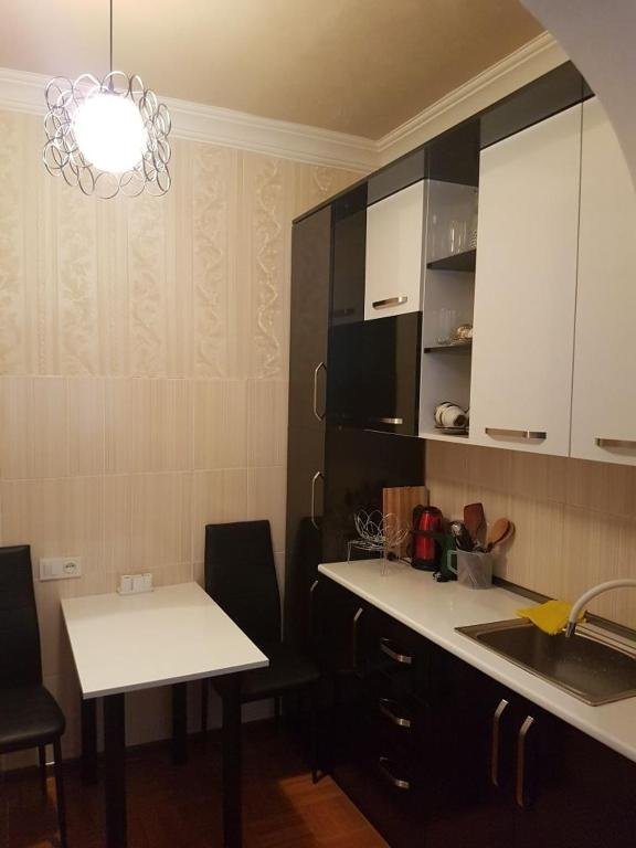 Тбилиси: Pekiniapartment 8