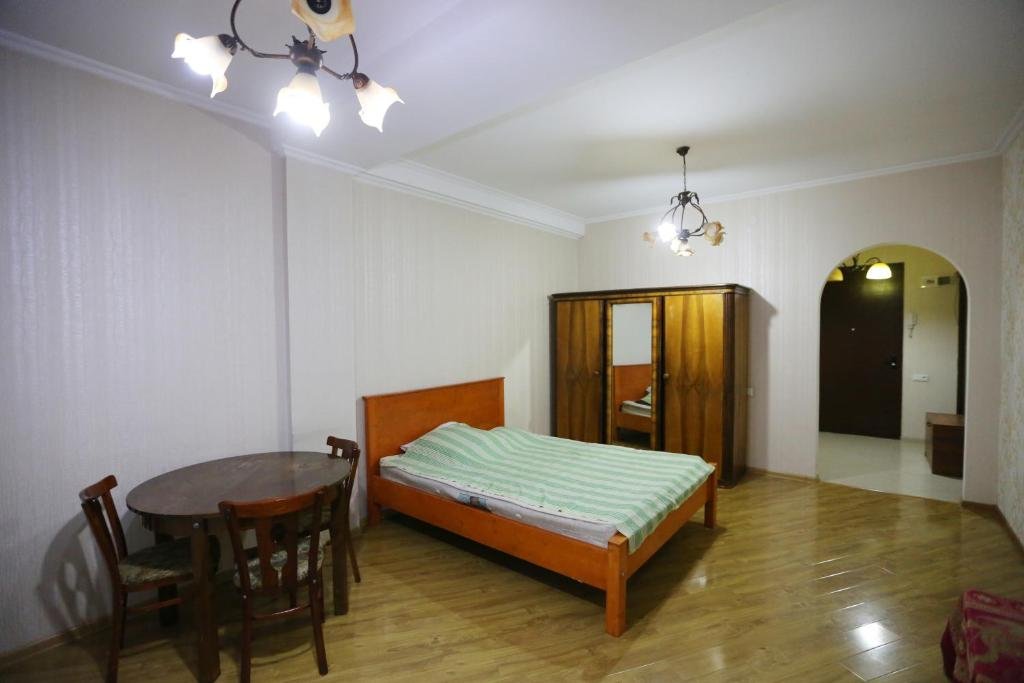 Тбилиси: 29 Nadira Khosharauli Street