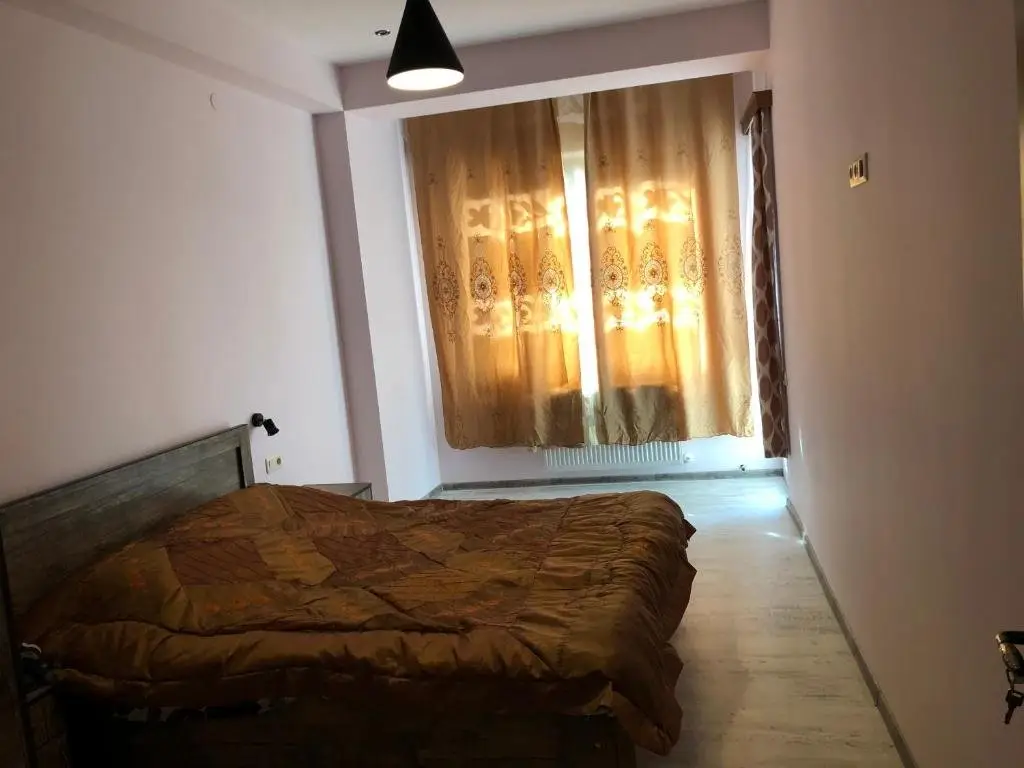 Тбилиси: 29 Nadira Khosharauli Street
