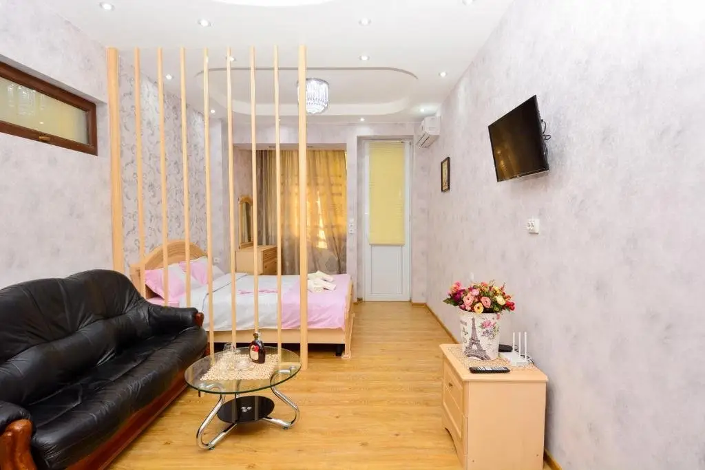 Тбилиси: Tbilisi Midtown Apartment