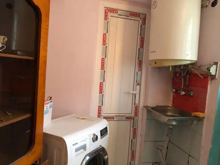 Батуми: Small Flat At Piazza