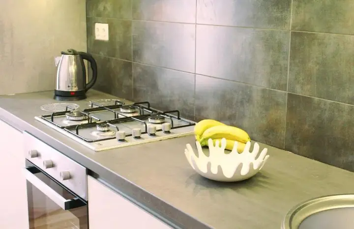 Тбилиси: Studio Apartment Next To Liberty Square With Separate Bedroom And Kitchen