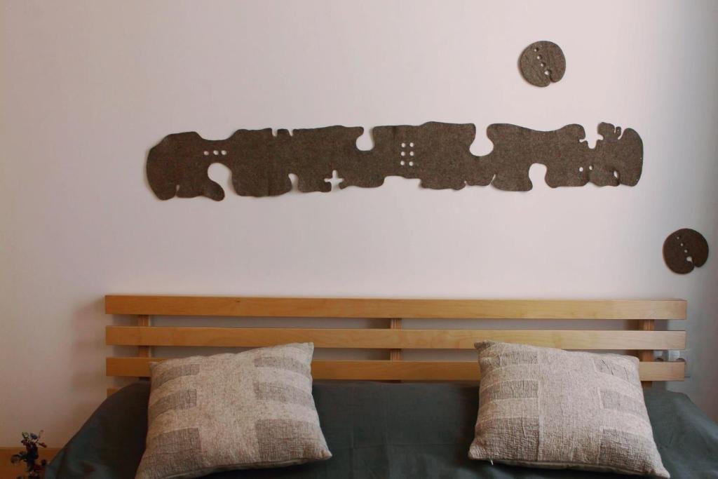 Тбилиси: Studio Apartment Next To Liberty Square With Separate Bedroom And Kitchen