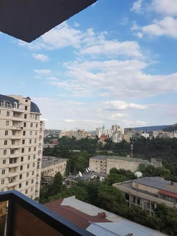 Тбилиси: Sweet Home At Saburtalo