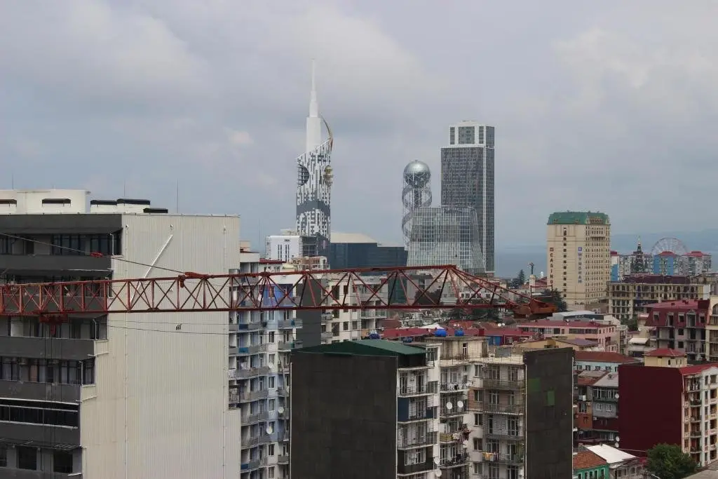 Батуми: Selim Khimshiashvili Street 20 Block C/167 15.Floor