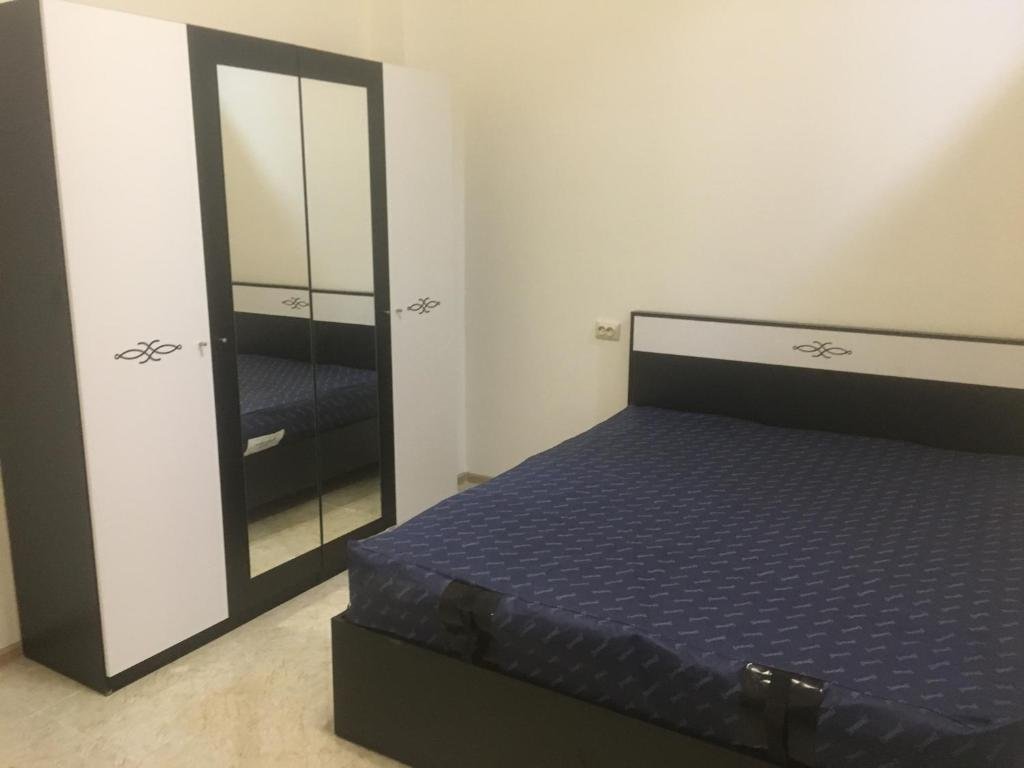 Батуми: Murmani Apartment 3 Bedrooms N1
