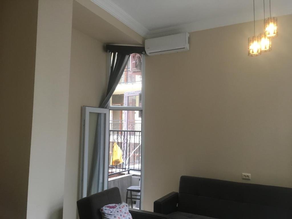 Батуми: Murmani Apartment 3 Bedrooms N1
