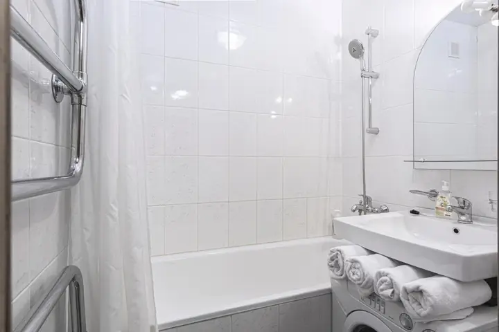 Ярославль: БЕСКОНТАКТНОЕ ЗАСЕЛЕНИЕ - GoldenRingApartments - Super Location, Shedrina 38