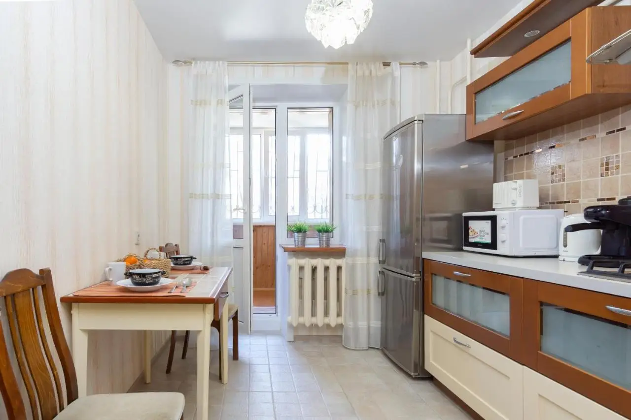 Ярославль: БЕСКОНТАКТНОЕ ЗАСЕЛЕНИЕ - GoldenRingApartments - Super Location, Shedrina 38