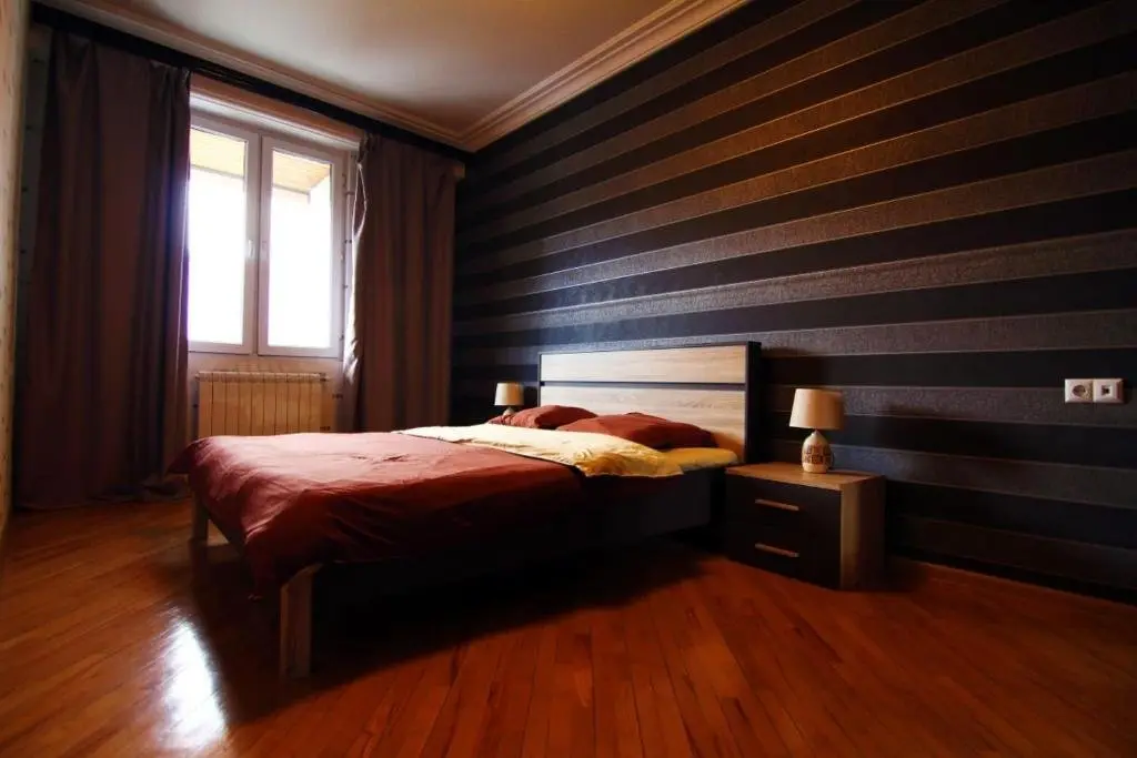 Тбилиси: Renting Apartment At Leselidze Street, Tbilisi.