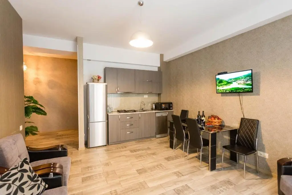 Тбилиси: Serviced Apartment On Rustaveli Avenue 6