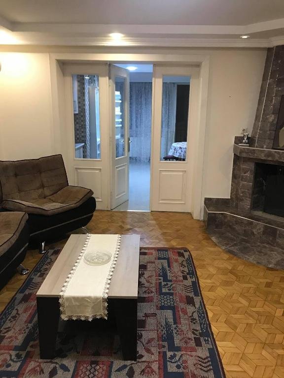 Батуми: New Apartment 100(M2) Next To 6 May Park