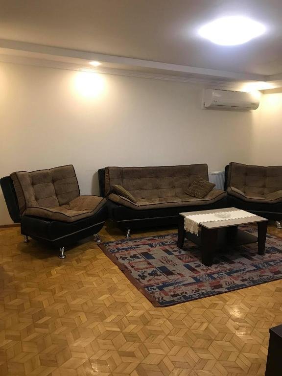 Батуми: New Apartment 100(M2) Next To 6 May Park