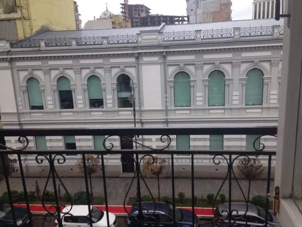 Батуми: New Apartment 100(M2) Next To 6 May Park