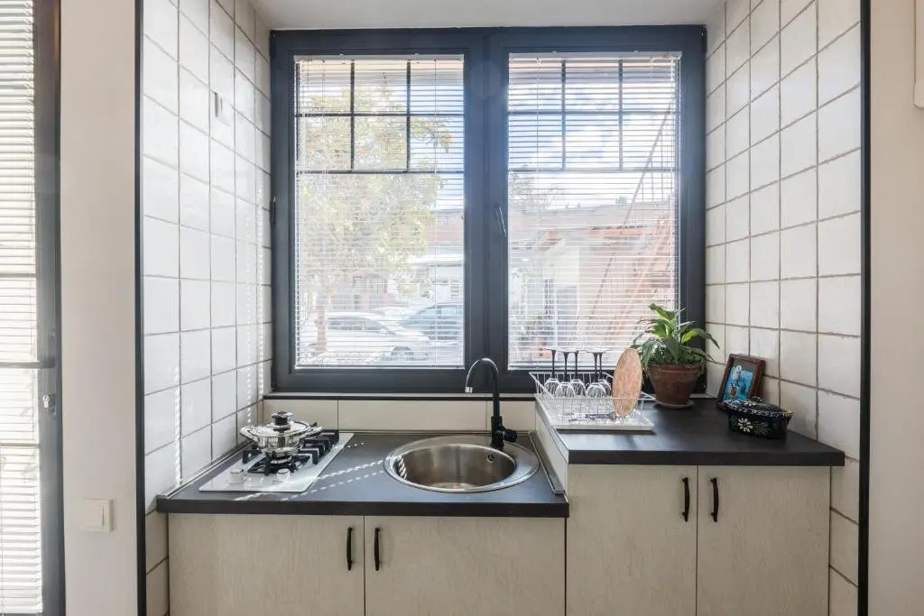 Тбилиси: Stylish Apartment In Old Tbilisi Near Fabrika