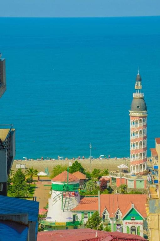 Батуми: Pirasmani Vasimnacit K 127