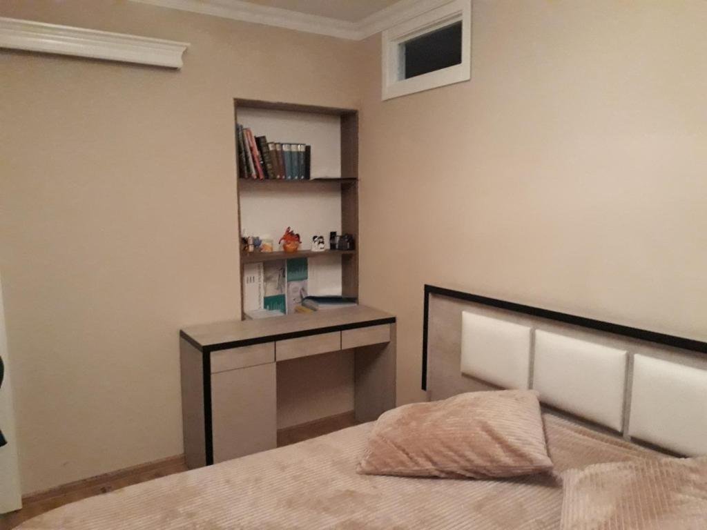Батуми: Ramazi's Apartment