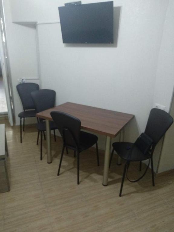 Тбилиси: Tbilisi D. Agmashenebeli Avenue 35 Apartment