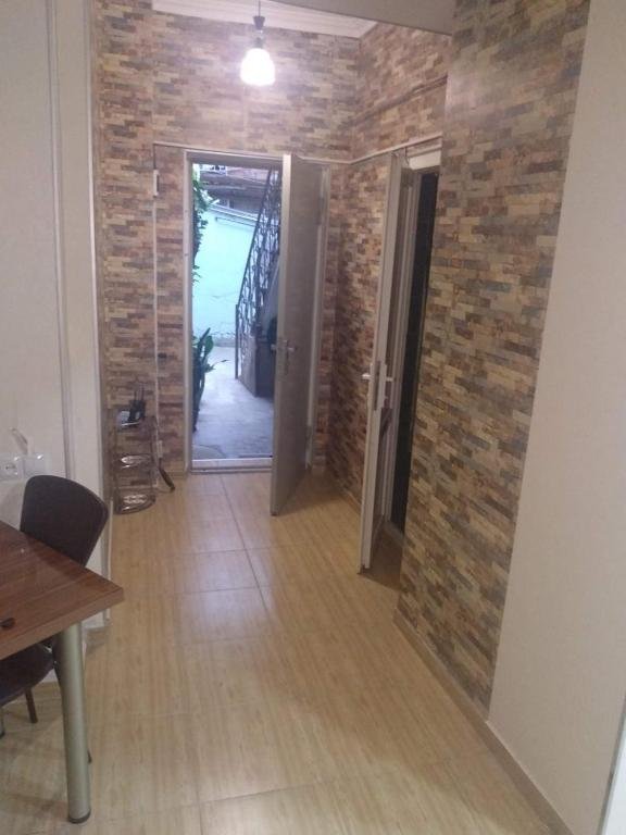 Тбилиси: Tbilisi D. Agmashenebeli Avenue 35 Apartment