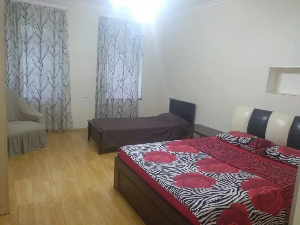 Тбилиси: Tbilisi D. Agmashenebeli Avenue 35 Apartment