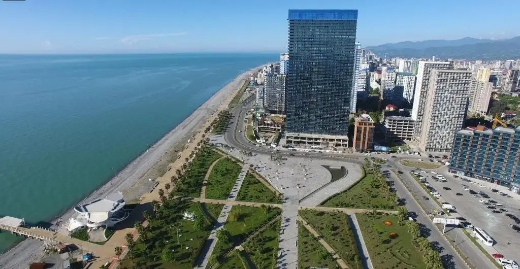 Батуми: Travels In Batumi At Orby Beach Tower.3115
