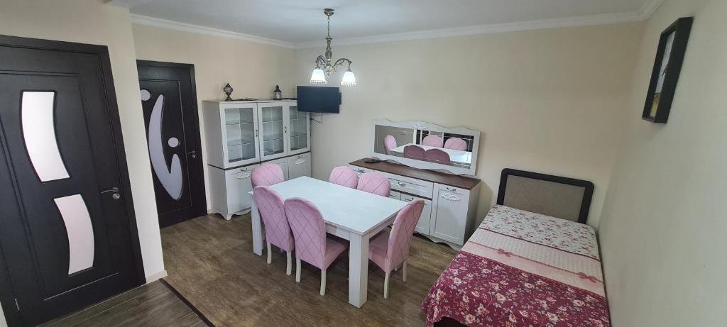 Кобулети: Rezi Guest House 4Rest