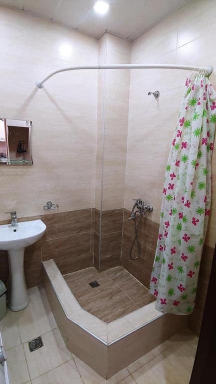 Тбилиси: Nino Apartment 153