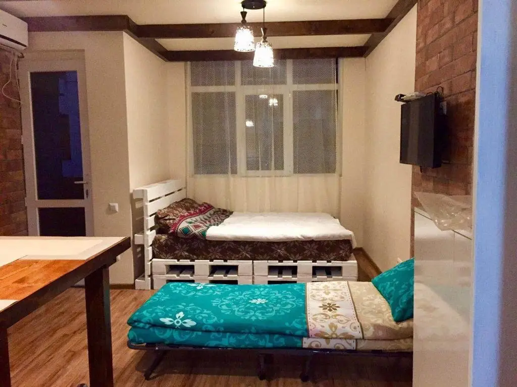 Батуми: Seaside Loft Studio For 2-3 Ppl