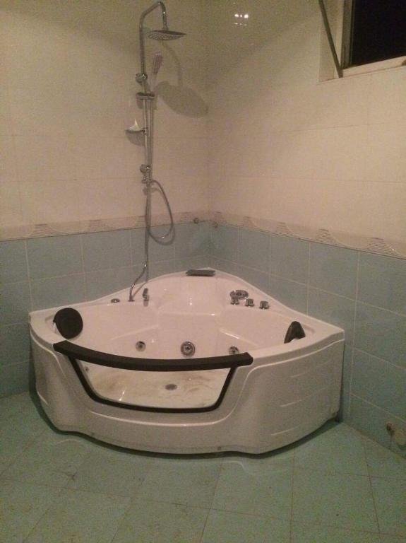 Батуми: Private House For Rent