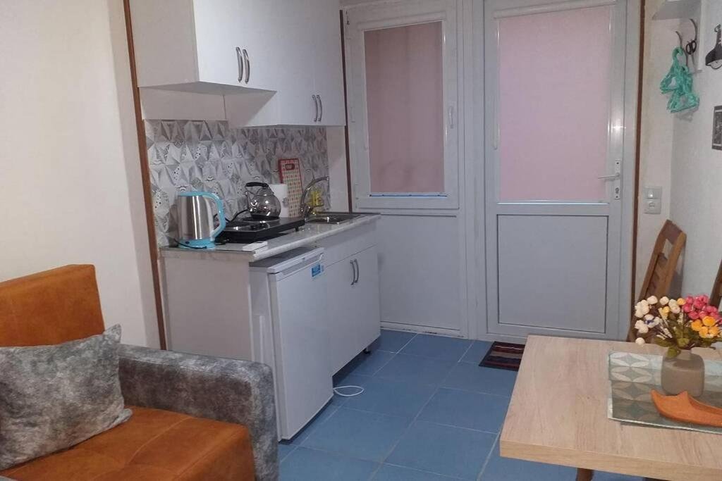 Тбилиси: Studio In Avlabari Better Than Hostel