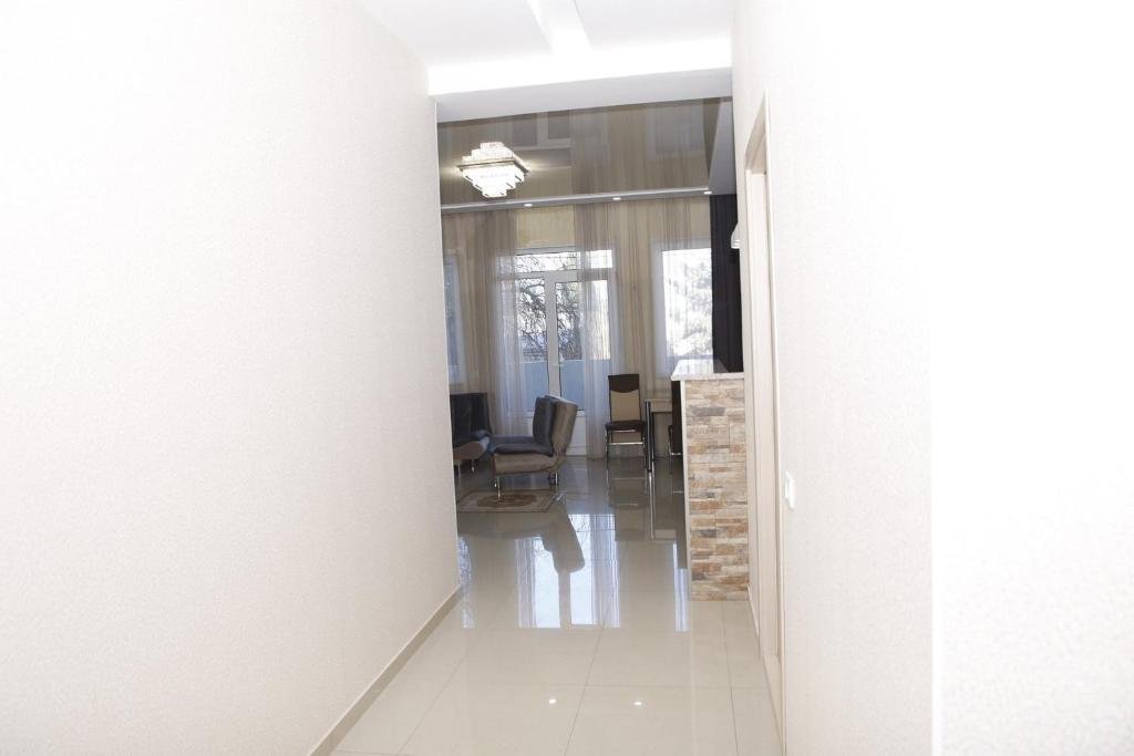 Тбилиси: New 2 Bdr Apartment Sololaki