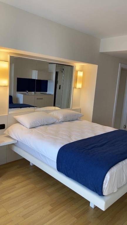 Батуми: Orbi City Apartments 5