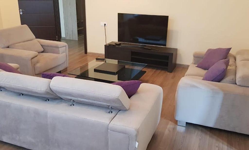 Тбилиси: Modern 3 Room Flat, City Centre. Picturesque Views, Tbilisi, Georgia