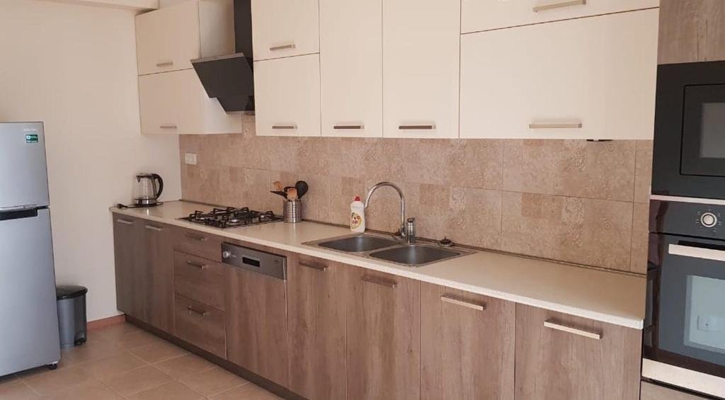 Тбилиси: Modern 3 Room Flat, City Centre. Picturesque Views, Tbilisi, Georgia
