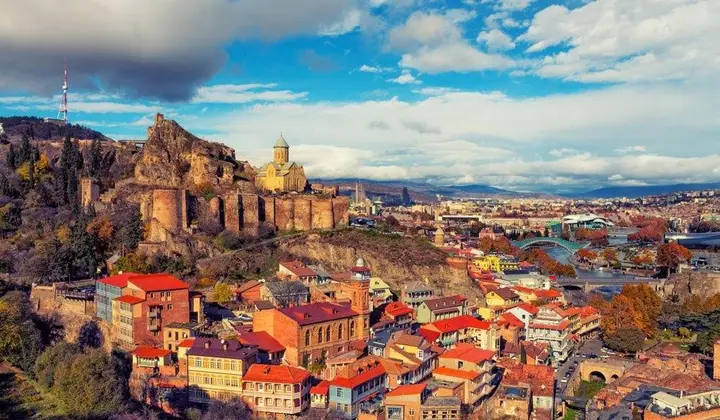 Тбилиси: Modern 3 Room Flat, City Centre. Picturesque Views, Tbilisi, Georgia
