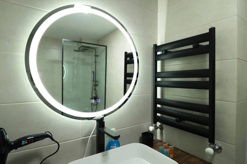 Гудаури: Ski In Out Studio Apartment in New Gudauri