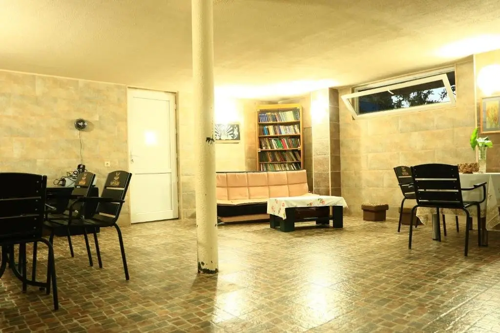 Батуми: Rainbow Rooms Apart Hotel