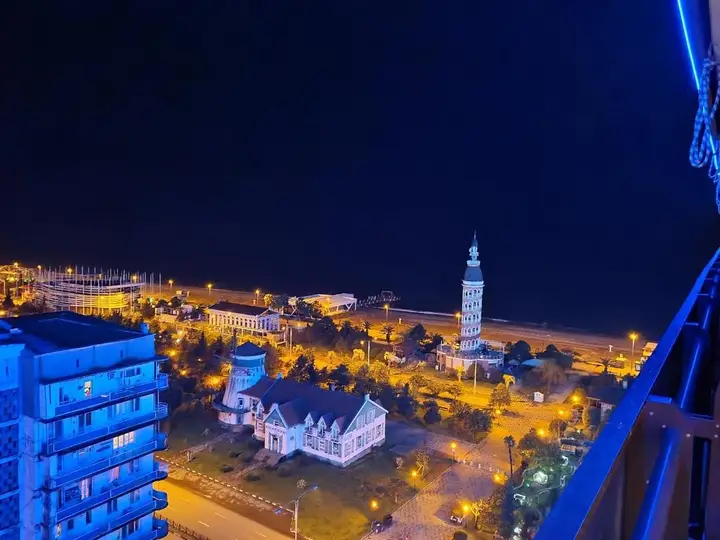Батуми: Orbi City C1211