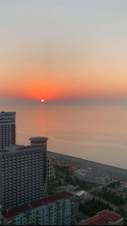 Батуми: Orbi Apartment With Sea View From 40Th Floor, Sherif Khimshiashvili Street 7