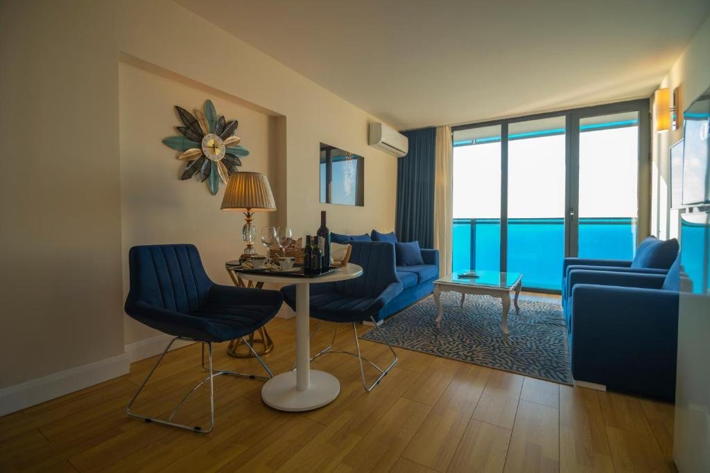 Батуми: Orbi City Luxury Suite